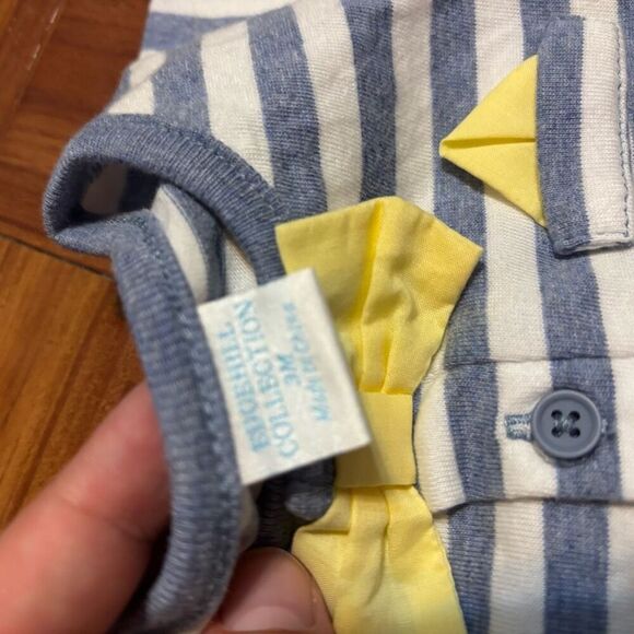 Edgehill Collection Striped Baby Boys Bow tie bodysuit 3 Months - Picture 2 of 4